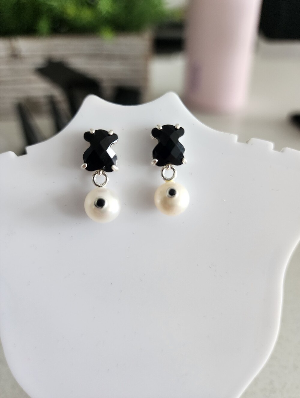 Ear Ring Accessory Tag (but actually Jewelry)